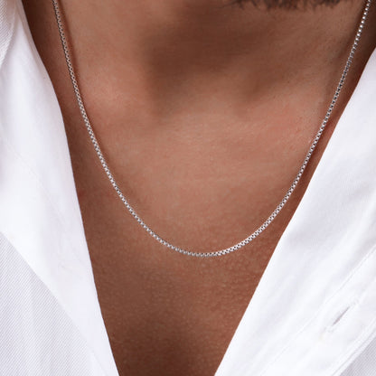Minimal Box Chain